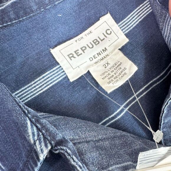 For The Republic Denim Shirt Womens 2X Blue Striped Button-Down Tee Mature New - Picture 5 of 8